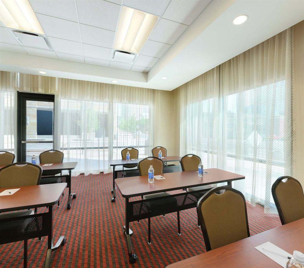 Hyatt Place Downtown 3*