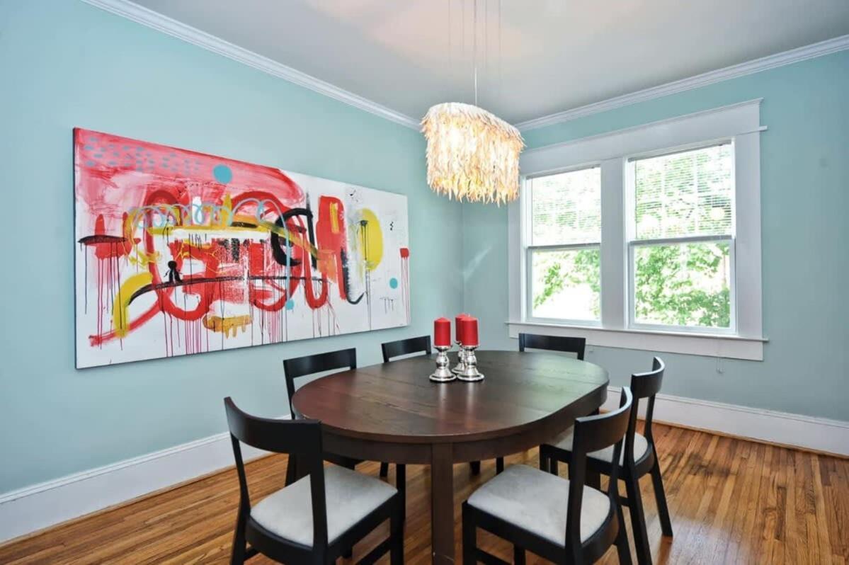 Vibrant And Cozy 2br Near Uptown With Balcony Charlotte