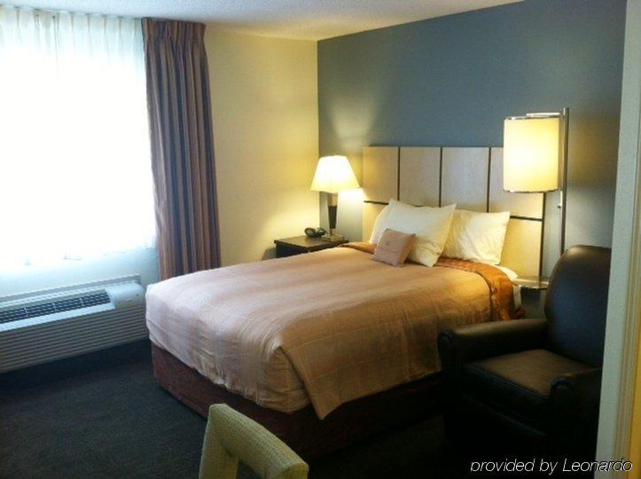 Hotel Sonesta Simply 3*