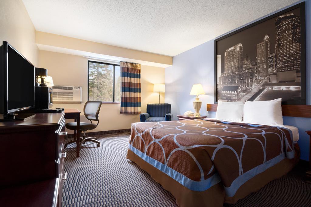 Super 8 By Wyndham Motel 2*