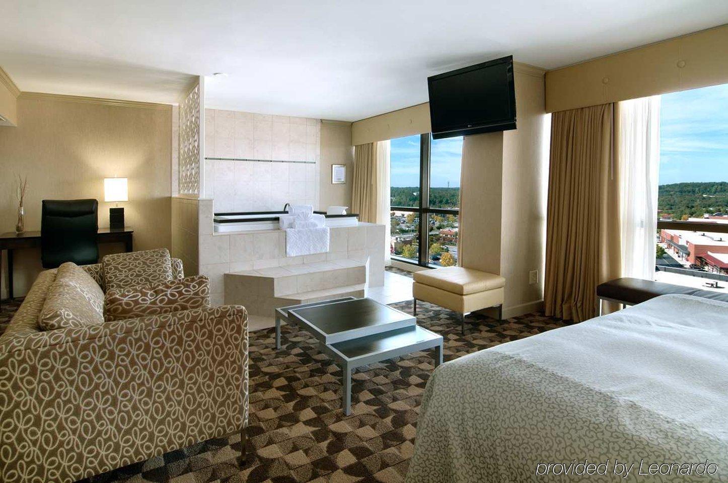 Hilton Place Hotel 3*