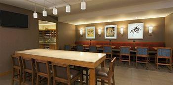 Hyatt Place Downtown Hotel 3*