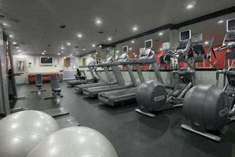 Hotel Hilton Place 3*