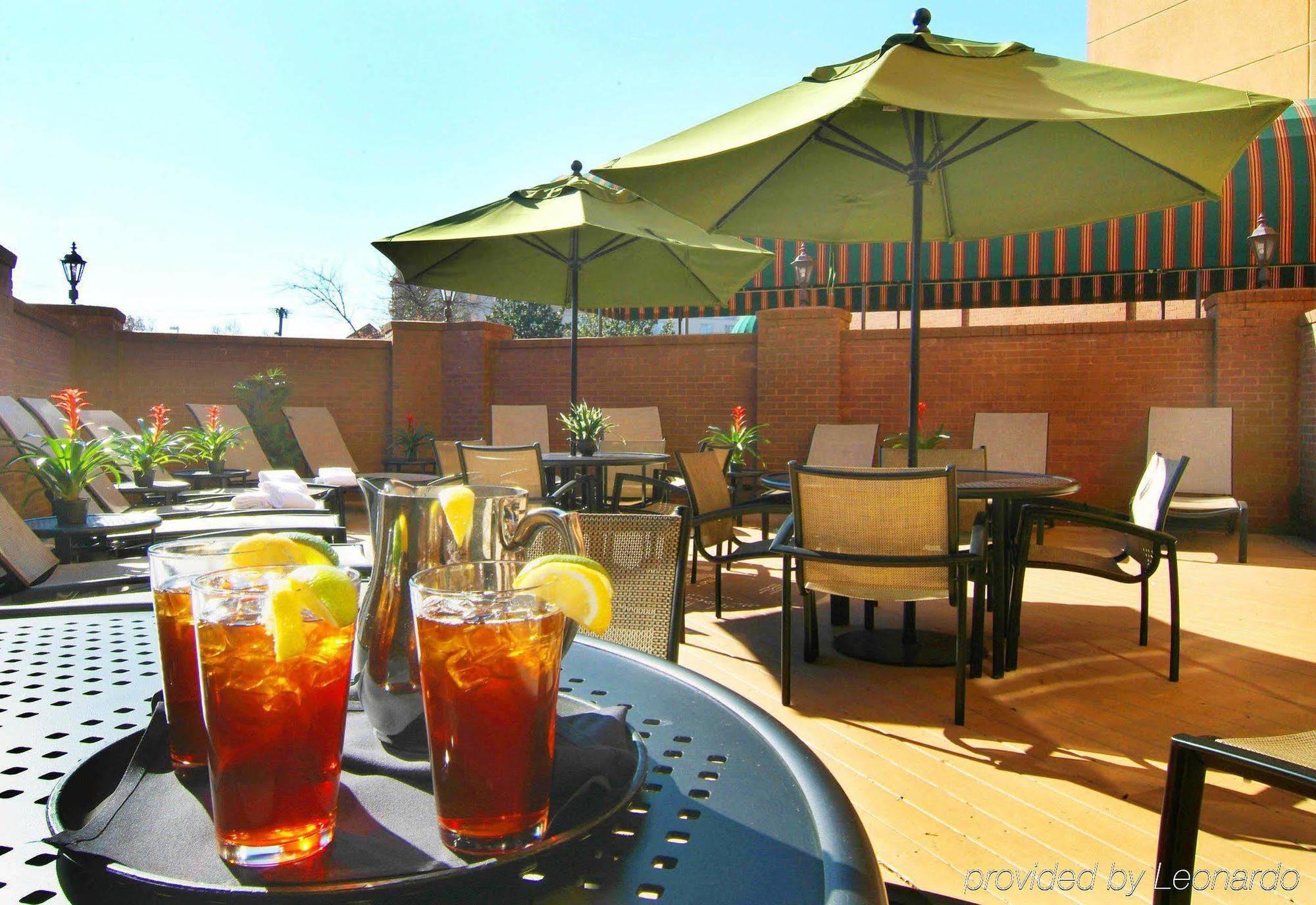 Hotel Embassy Charlotte