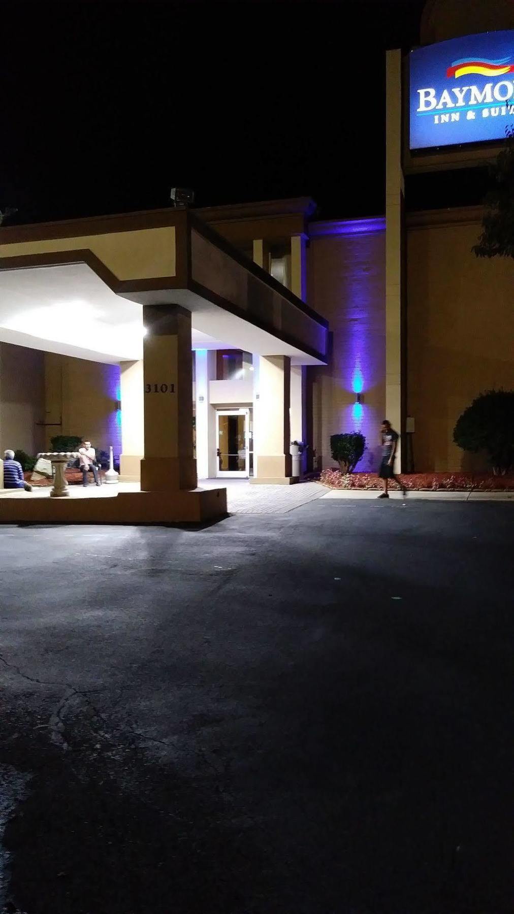 Hotel Baymont By Wyndham Charlotte-airport Coliseum Charlotte