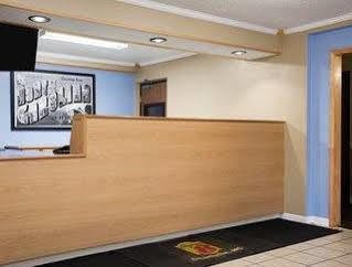 Super 8 By Wyndham Charlotte