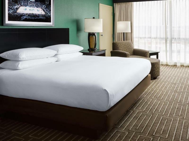 Hotel Hilton Place 3*