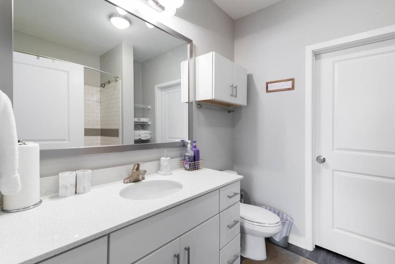 1br - Pool & Full Kitchen - Near Uptown & Airport * Charlotte