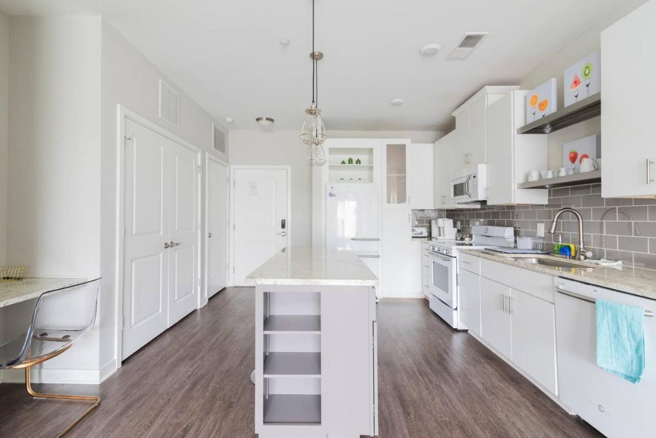 1br - Pool & Full Kitchen - Near Uptown & Airport * Charlotte
